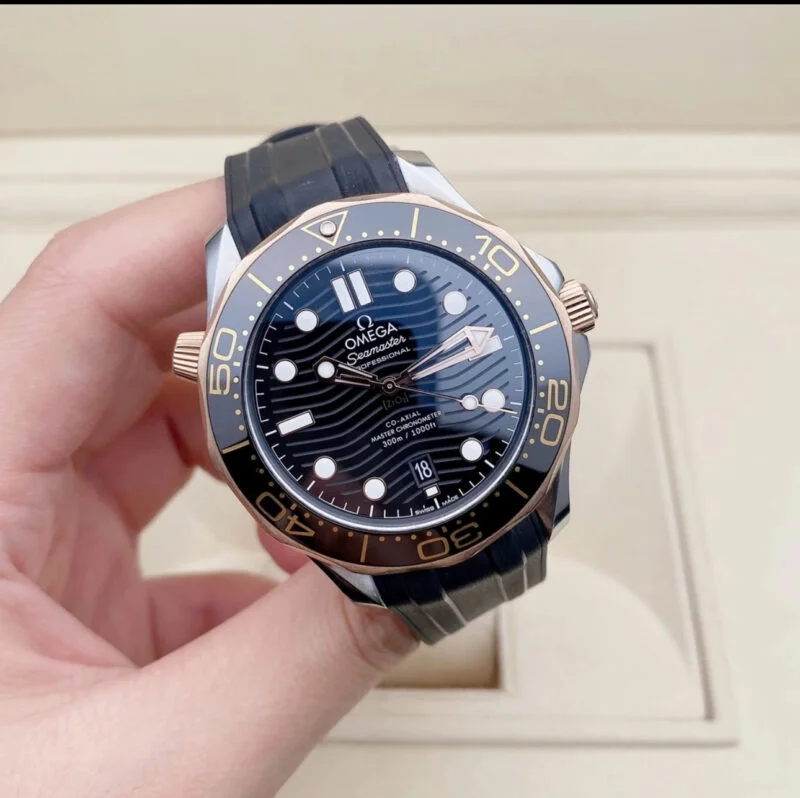 OMEGA Seamaster Diver 300M - Image 4