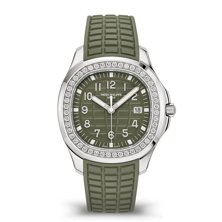 5267200A-011-Patek Philippe AQUANAUT