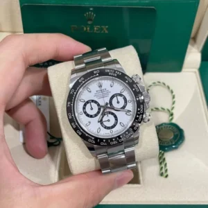 Alternative view of Rolex Cosmograph Daytona 126500LN