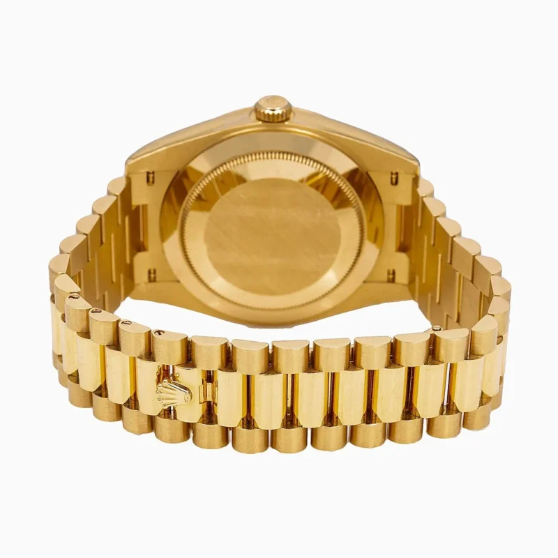 Rolex DAY-DATE 40 M228238 - Image 2